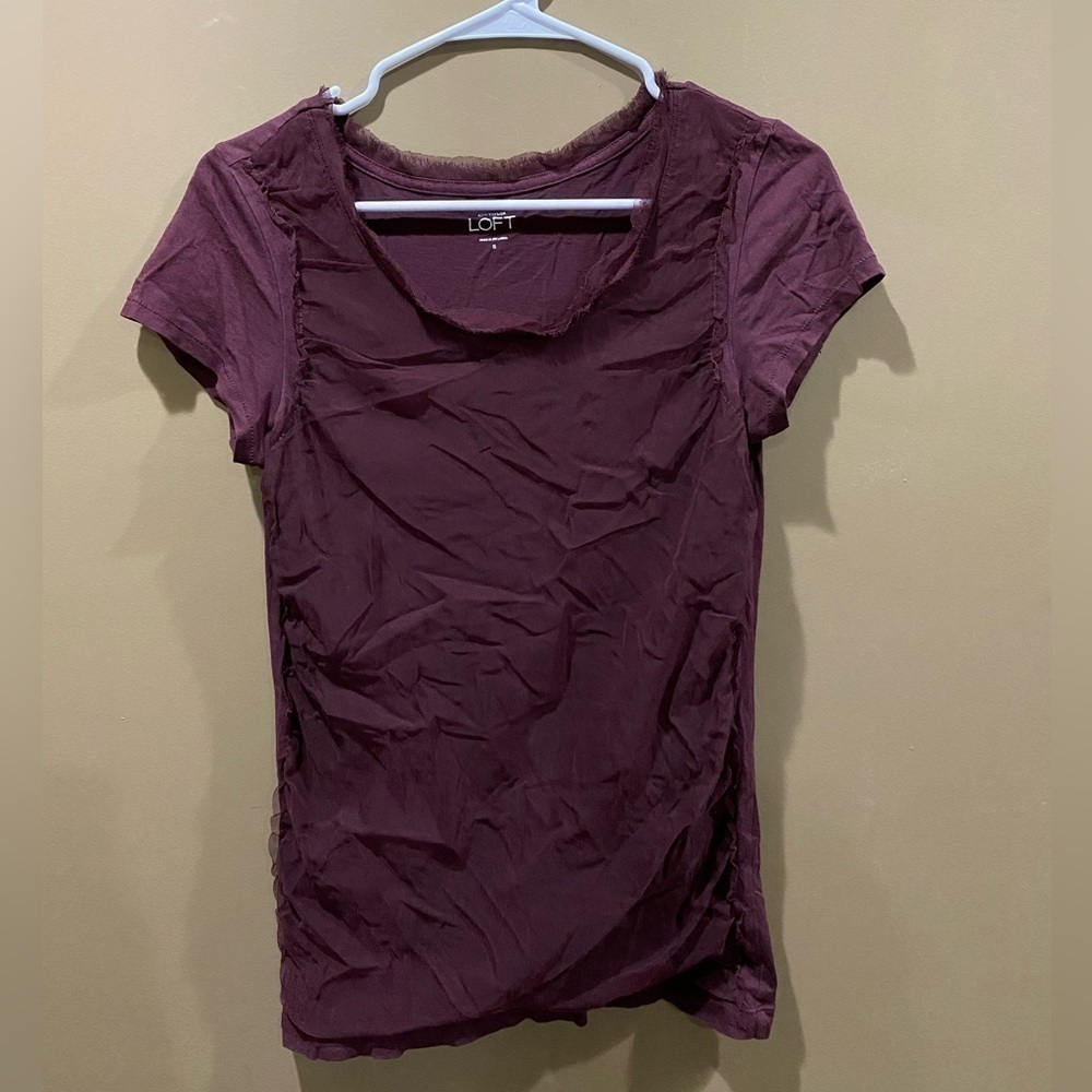 5️⃣ for $25 Loft short sleeve shirt with mesh details women’s size small